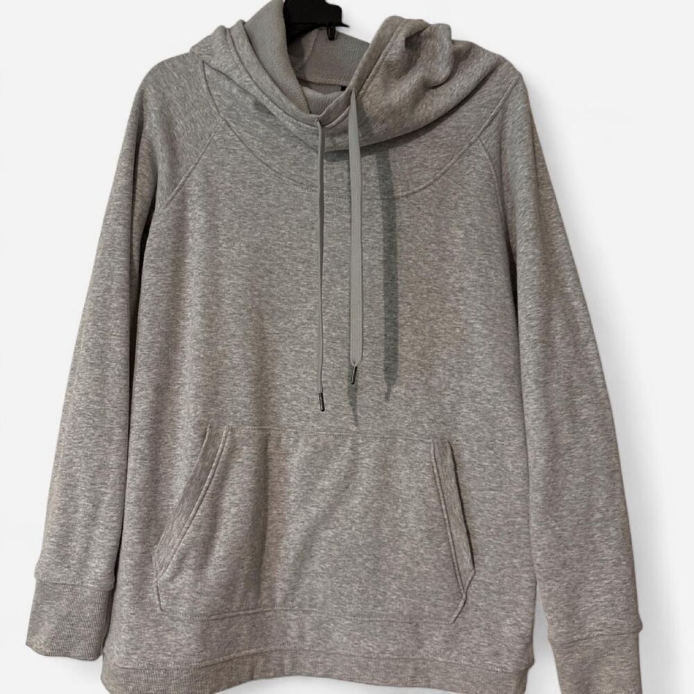 Women’s Active life Size medium
Funnel neck hooded sweatshirt fleece liner gray
